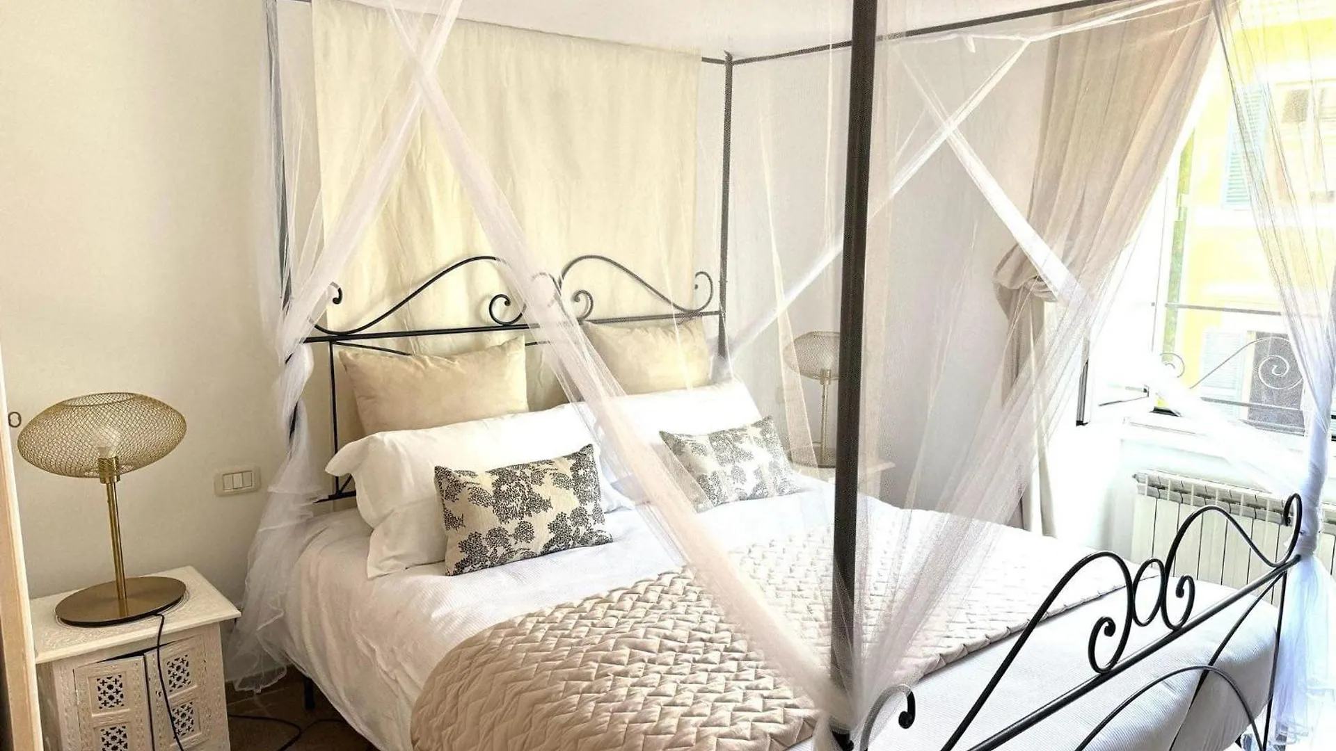 Aenea'S B&B Rom Bed & Breakfast